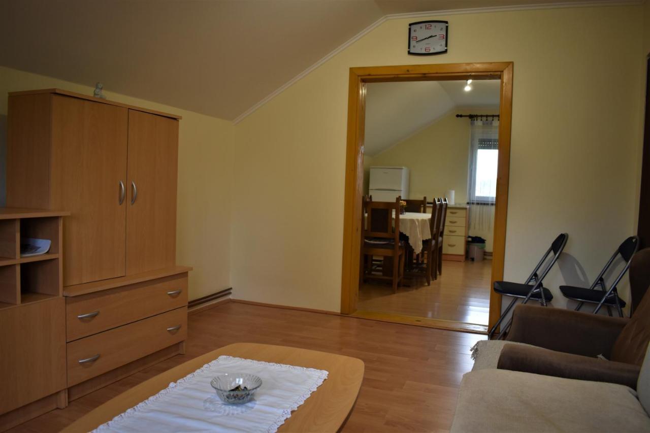 Apartments Sabljak Rakovica Bagian luar foto