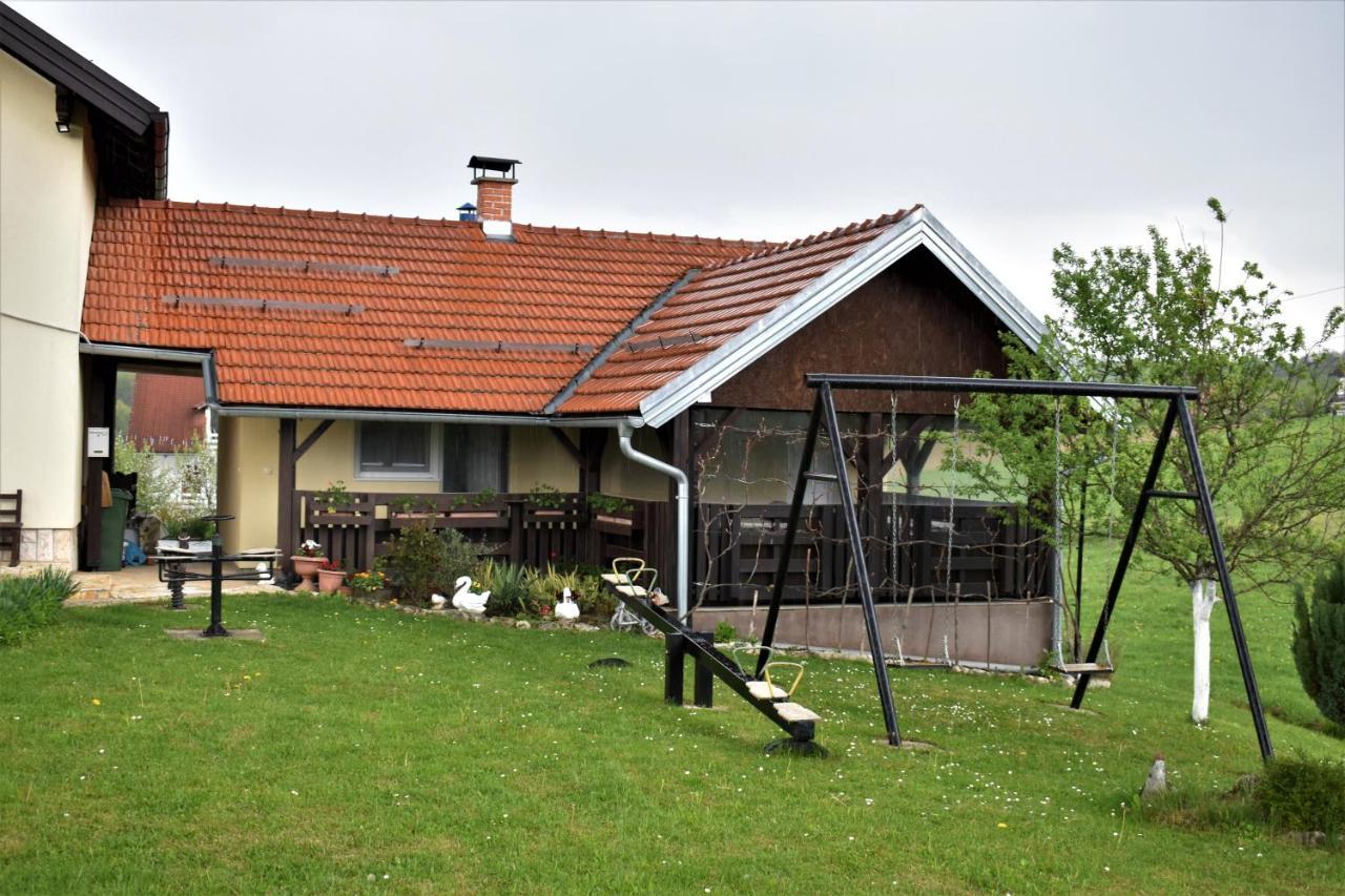 Apartments Sabljak Rakovica Bagian luar foto