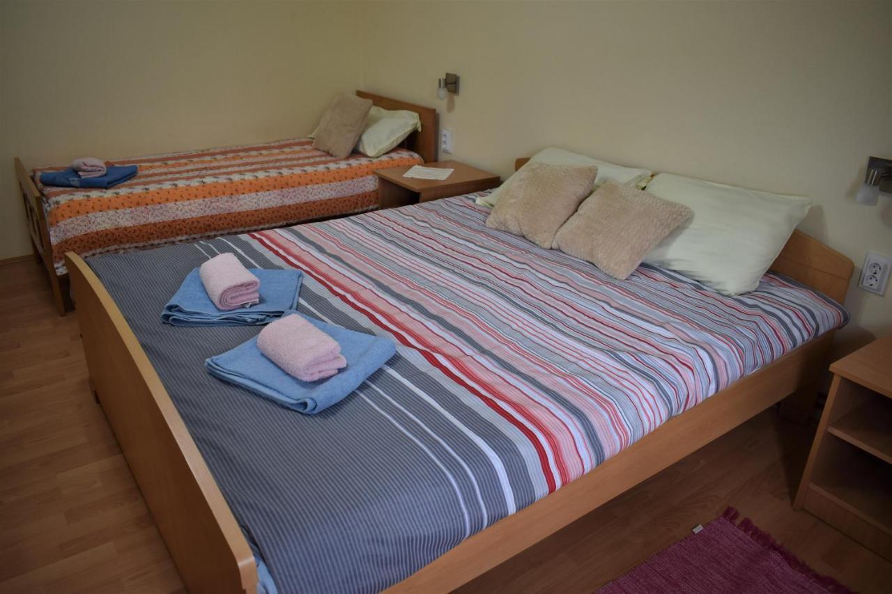 Apartments Sabljak Rakovica Bagian luar foto
