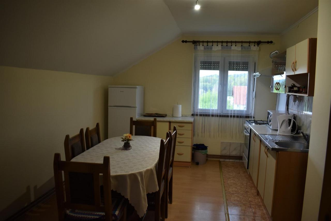 Apartments Sabljak Rakovica Bagian luar foto