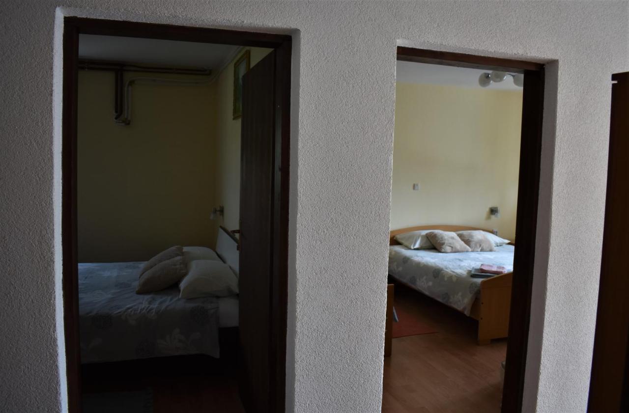 Apartments Sabljak Rakovica Bagian luar foto