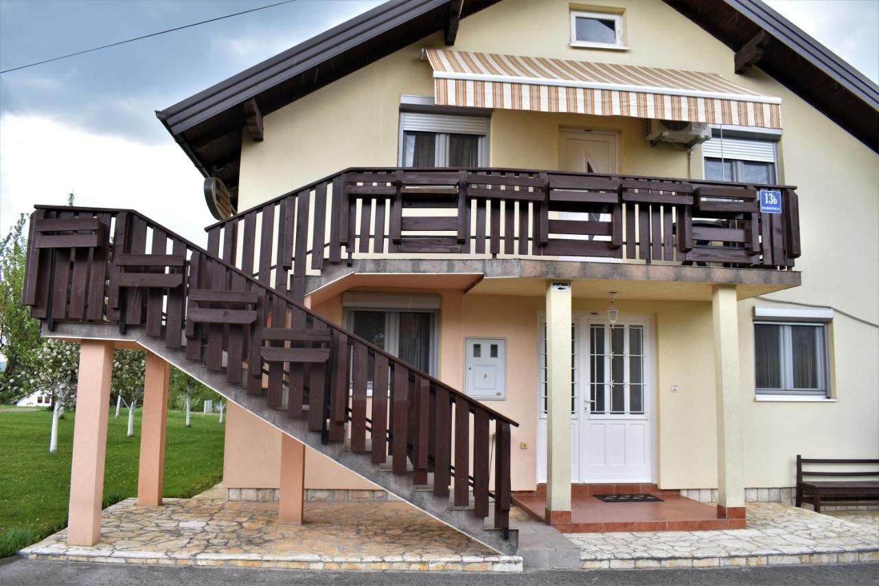 Apartments Sabljak Rakovica Bagian luar foto