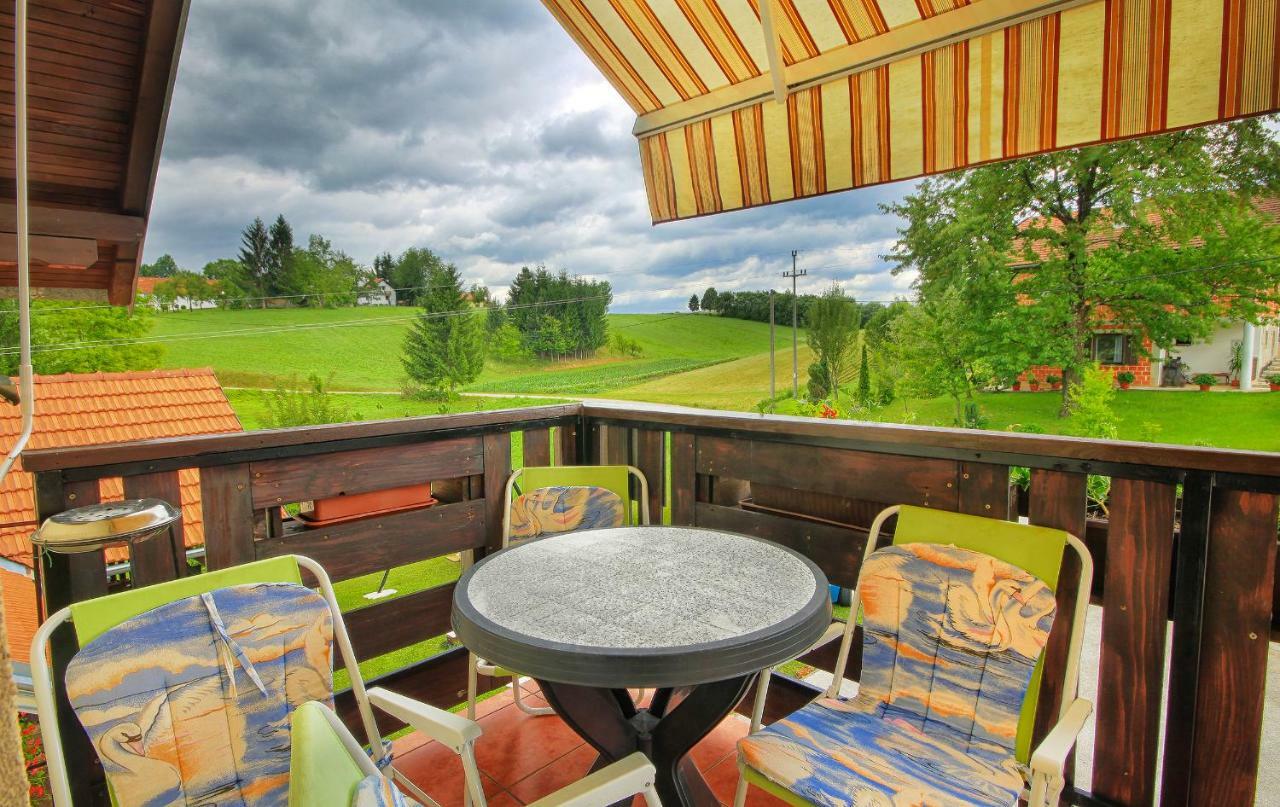 Apartments Sabljak Rakovica Bagian luar foto