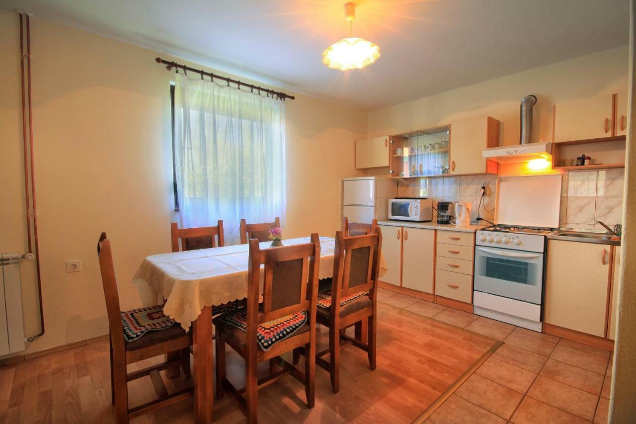 Apartments Sabljak Rakovica Bagian luar foto