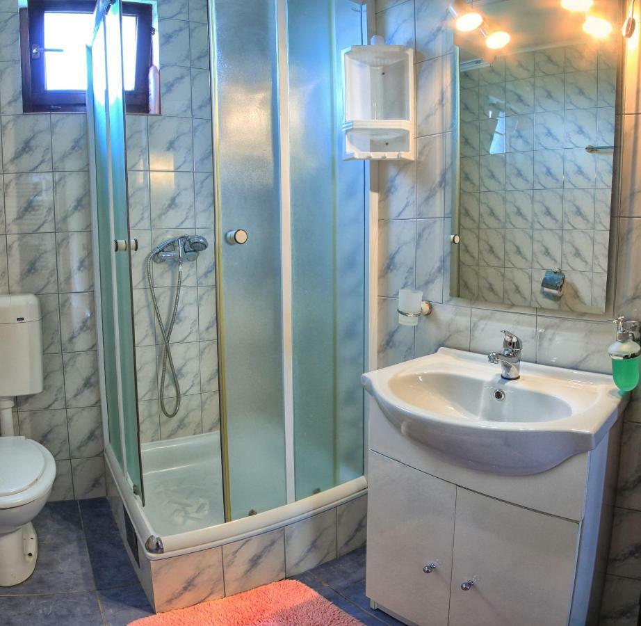 Apartments Sabljak Rakovica Bagian luar foto